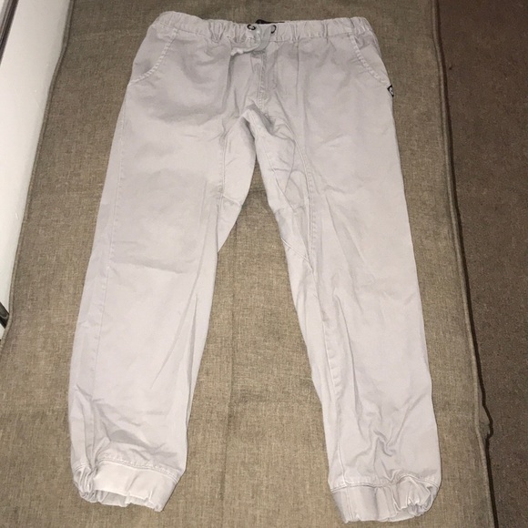 akademiks jogger pants